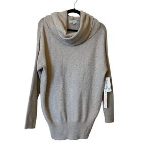 NWT Poof! Warm & Cozy Lifestyle 2-way off-shoulder or cowl neck sweater, gray, L